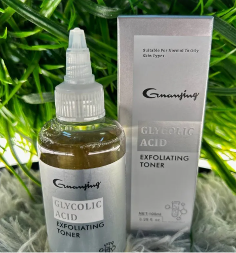 Tónico Exfoliante con Ácido Glicólico – Piel Renovada y Radiante